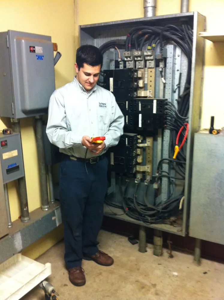 Slide of Schipsi Electric