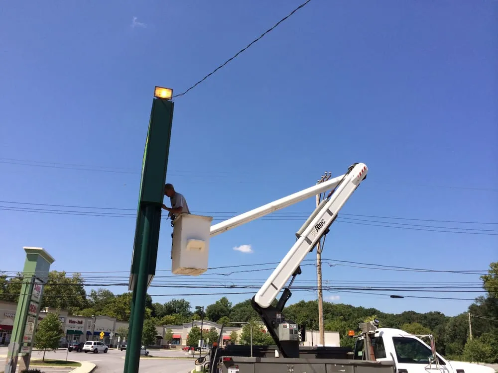 Slide of Schipsi Electric