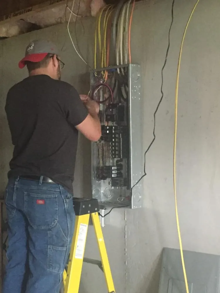 Slide of Schmiddy's Electric