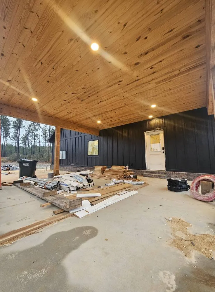 Licensed electrician providing electrical repair in ,