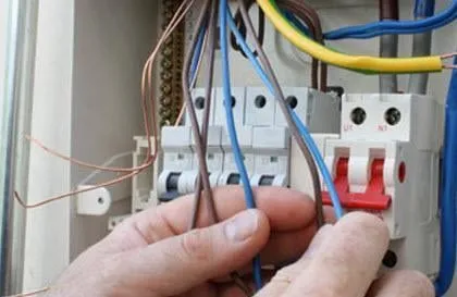 Certified electrician providing panel upgrade in Poughquag, NY - Scholz Electric