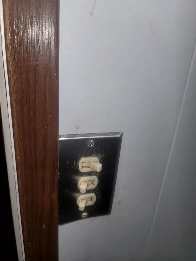 Slide of Schumacher Electric