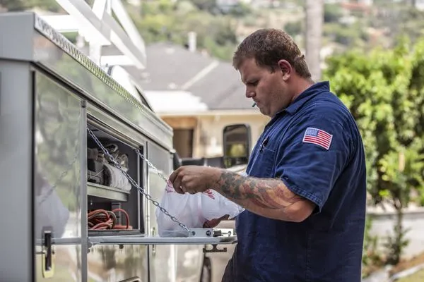 Scooter's Electrical Repair Works Logo