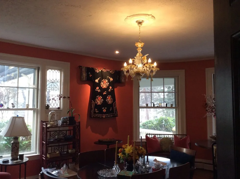 Slide of Scott D Slater