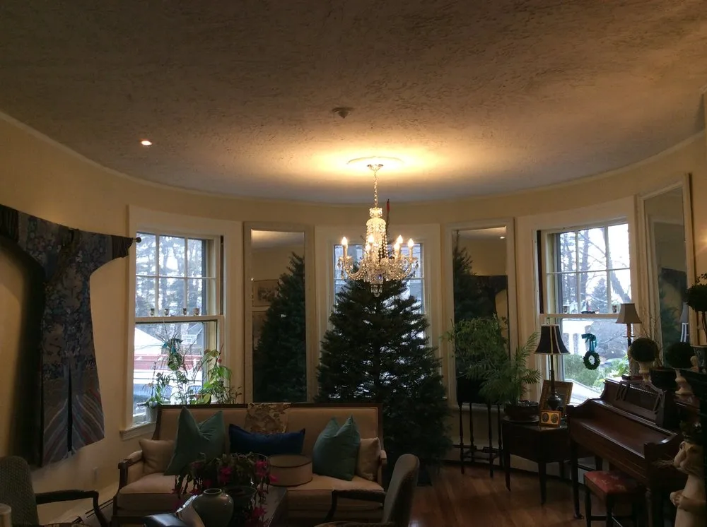 Slide of Scott D Slater