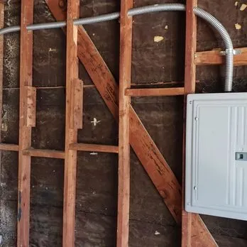 Slide of Scott Landers Electric