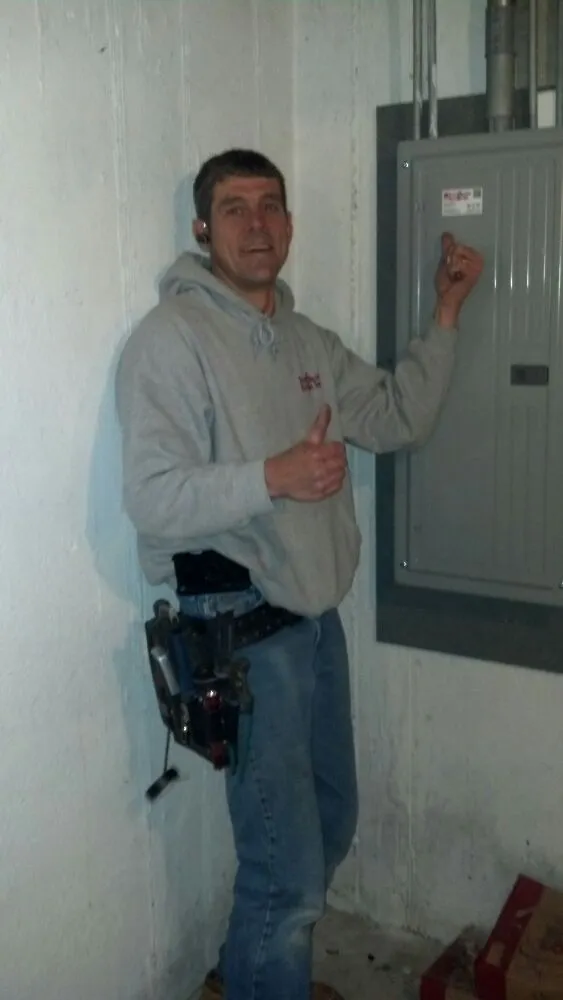 Slide of Scott Nelson Electric