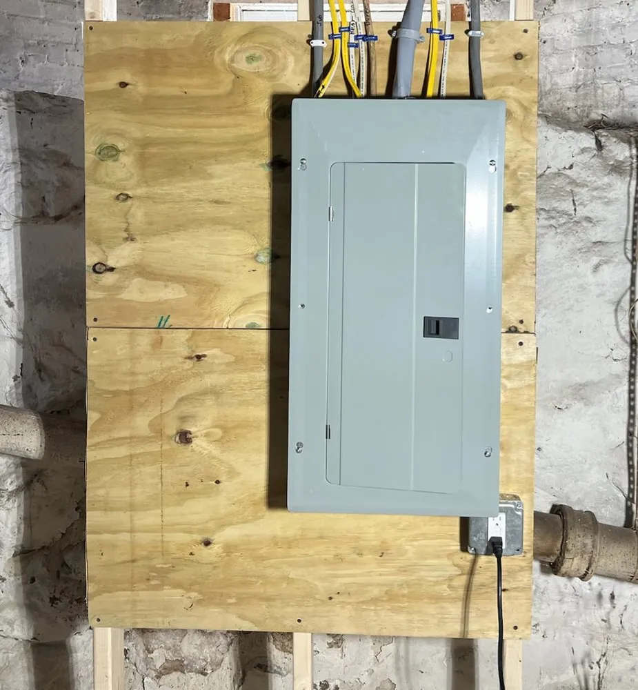 Slide of Scotti Electric