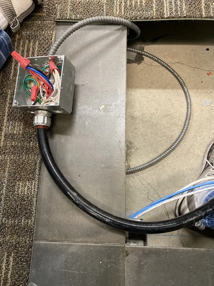 Slide of Scott's Electrical Service