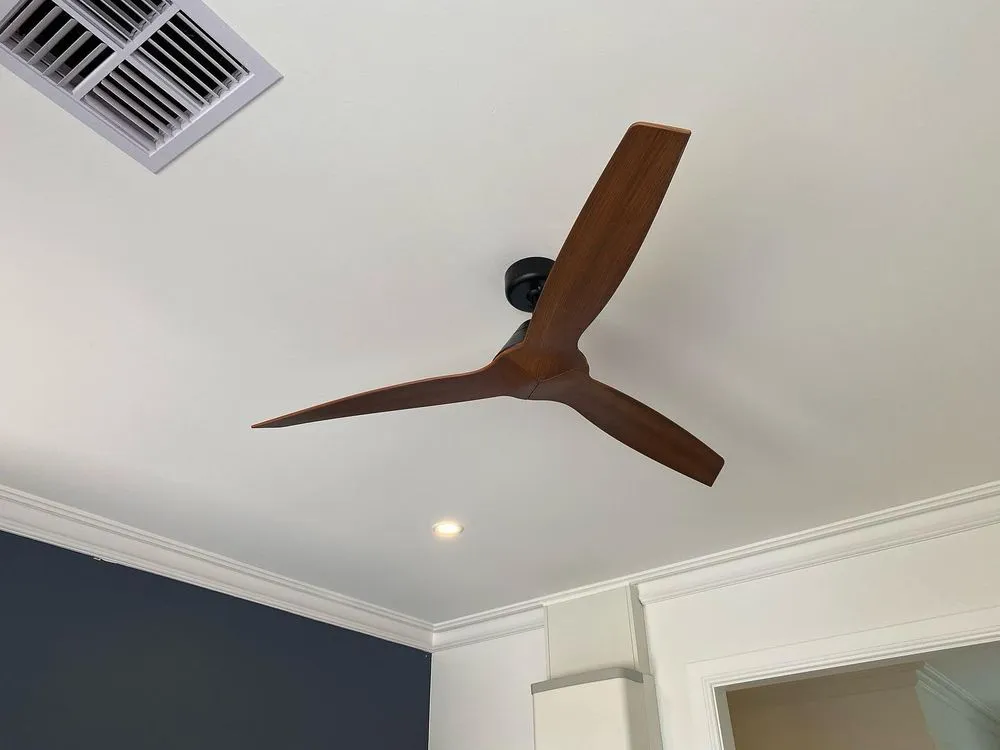 Slide of Scrap Emergency Electrician