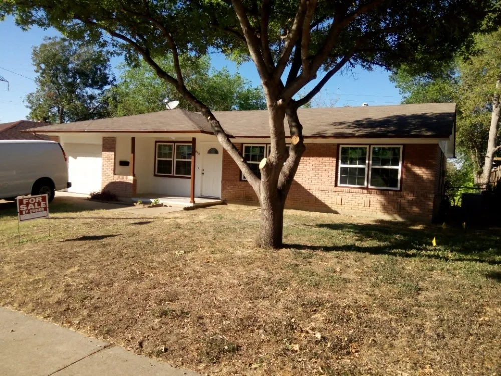 Slide of Screaming Eagle Electric and Remodeling