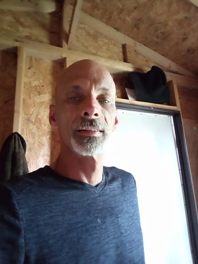 Slide of Screaming Eagle Electric and Remodeling