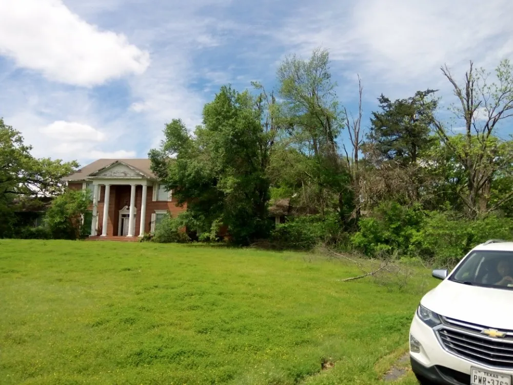 Slide of Screaming Eagle Electric and Remodeling