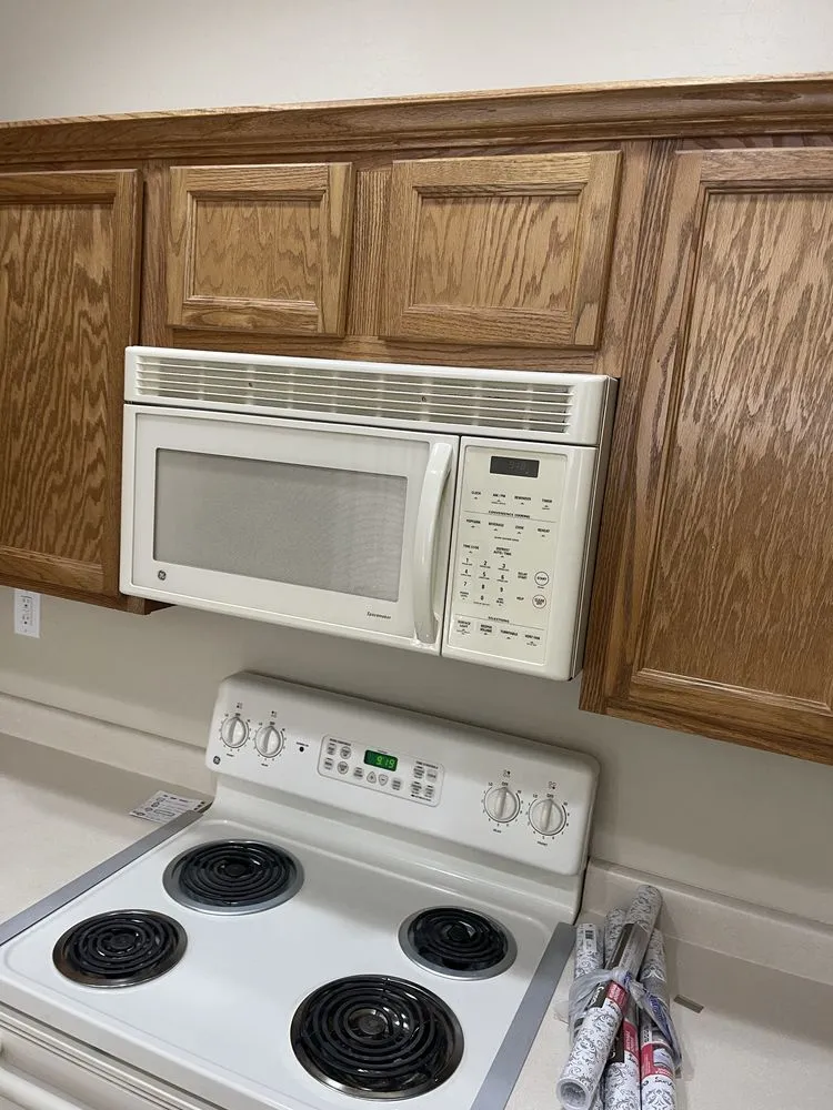 Slide of Screwthat Handyman