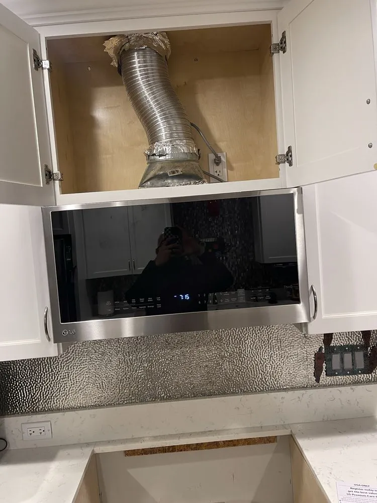 Slide of Screwthat Handyman