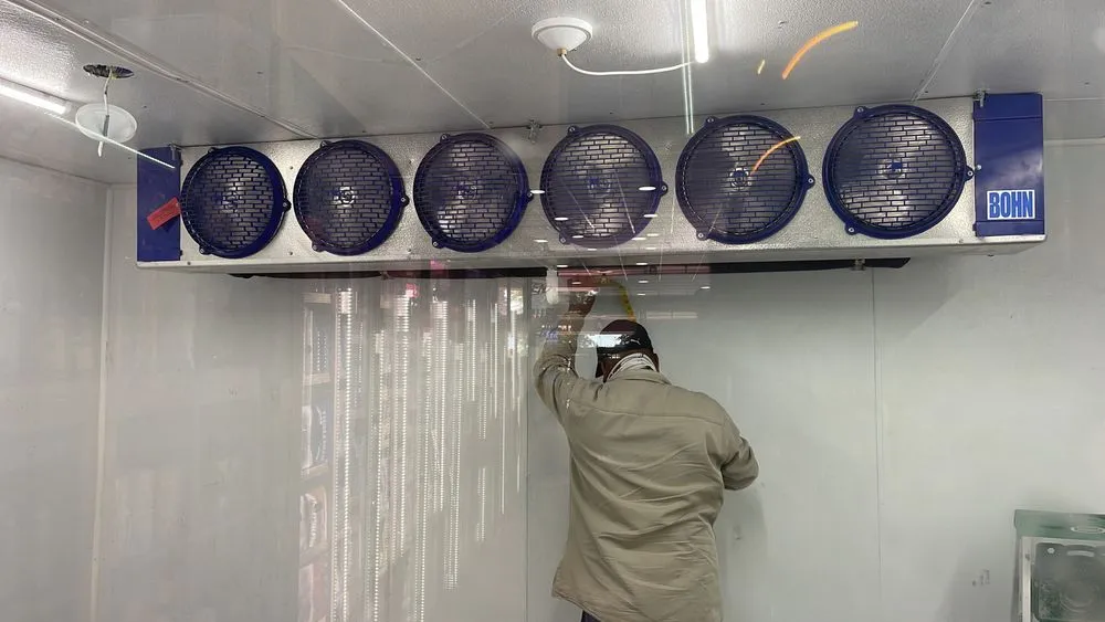 Expert electrician providing circuit breaker repair in , 