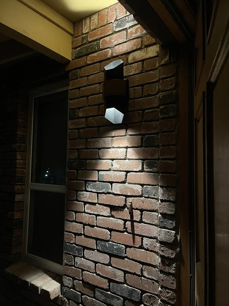 Slide of S&E Electric