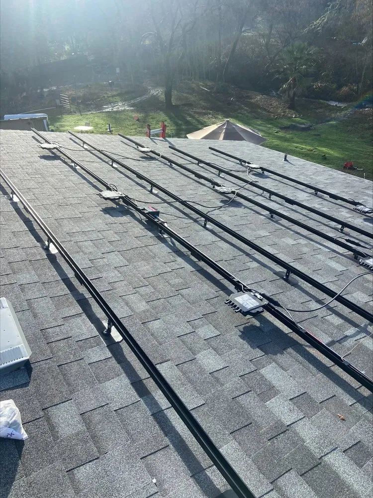 Slide of S&E Electric