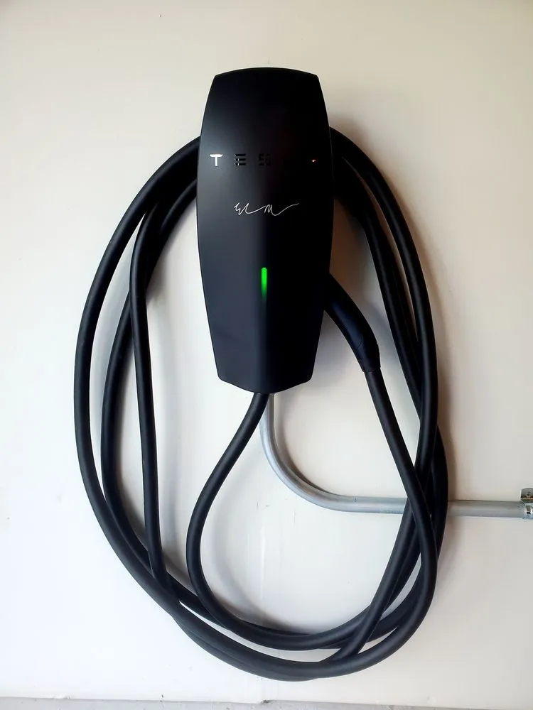 Slide of Seahurst Electric