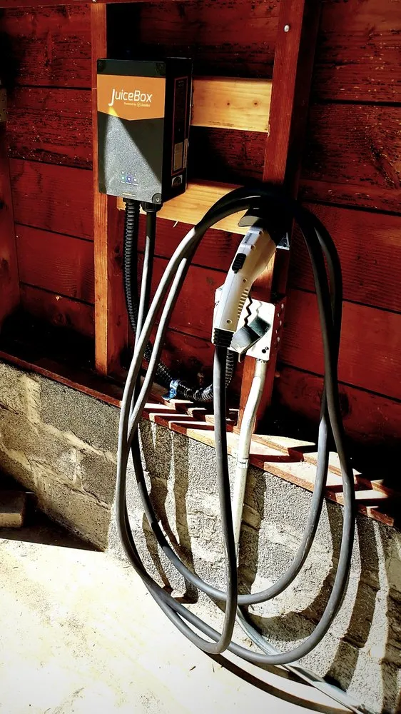 Slide of Seahurst Electric