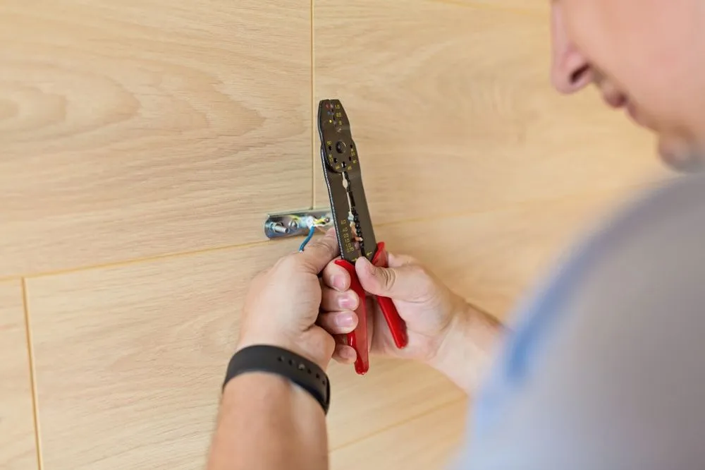 Slide of Seals Electric