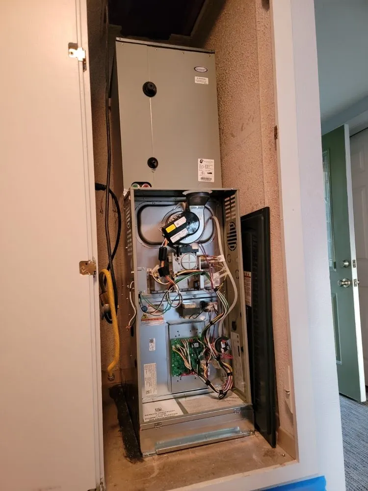 Licensed electrician providing wiring installation in City of Industry, CA - Season Pro A/C Construction
