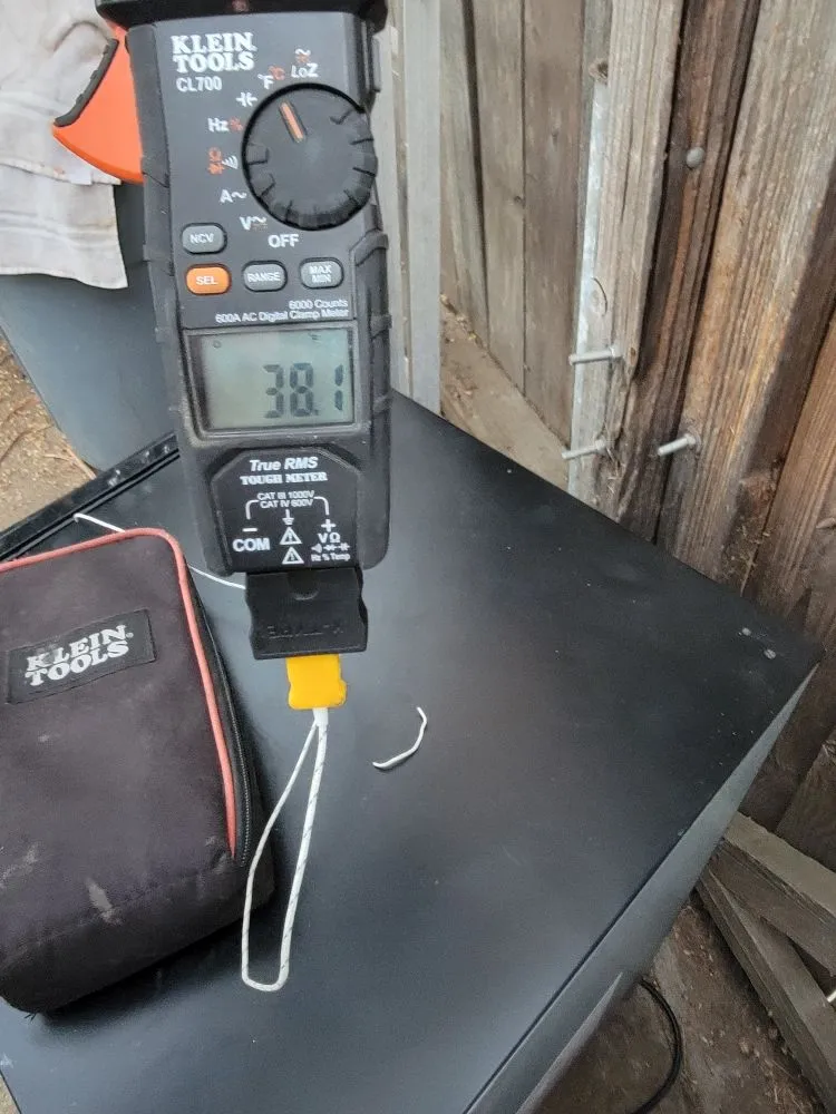 Licensed electrician providing electrical repair in City of Industry, CA - Season Pro A/C Construction