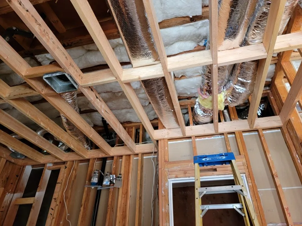 Reliable electrician providing electrical repair in City of Industry, CA - Season Pro A/C Construction