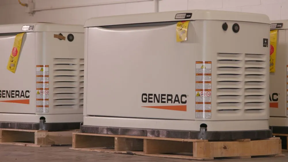 Trusted electrician providing emergency electrical service in , 