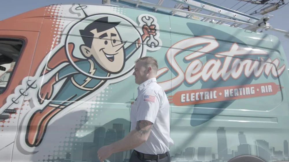 Affordable electrical service for homes in lighting installation,  by 