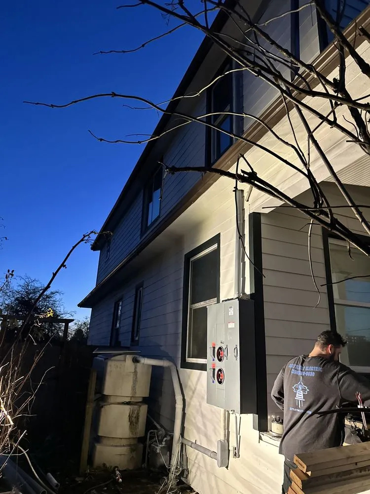 Slide of Seattleite Electric