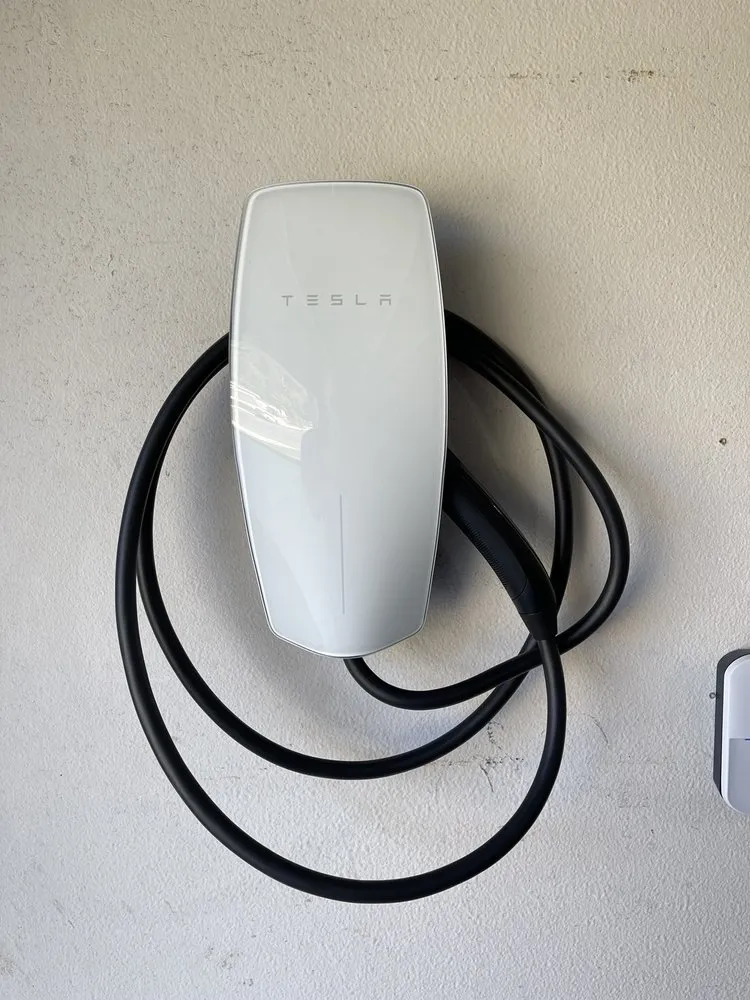 Affordable outlet and switch repair service in , - Sebas Electrical