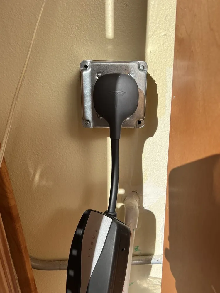 Slide of Segovia Electric