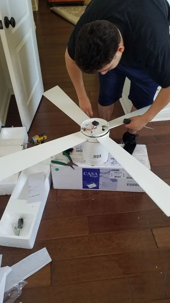 Slide of Seijas Electric