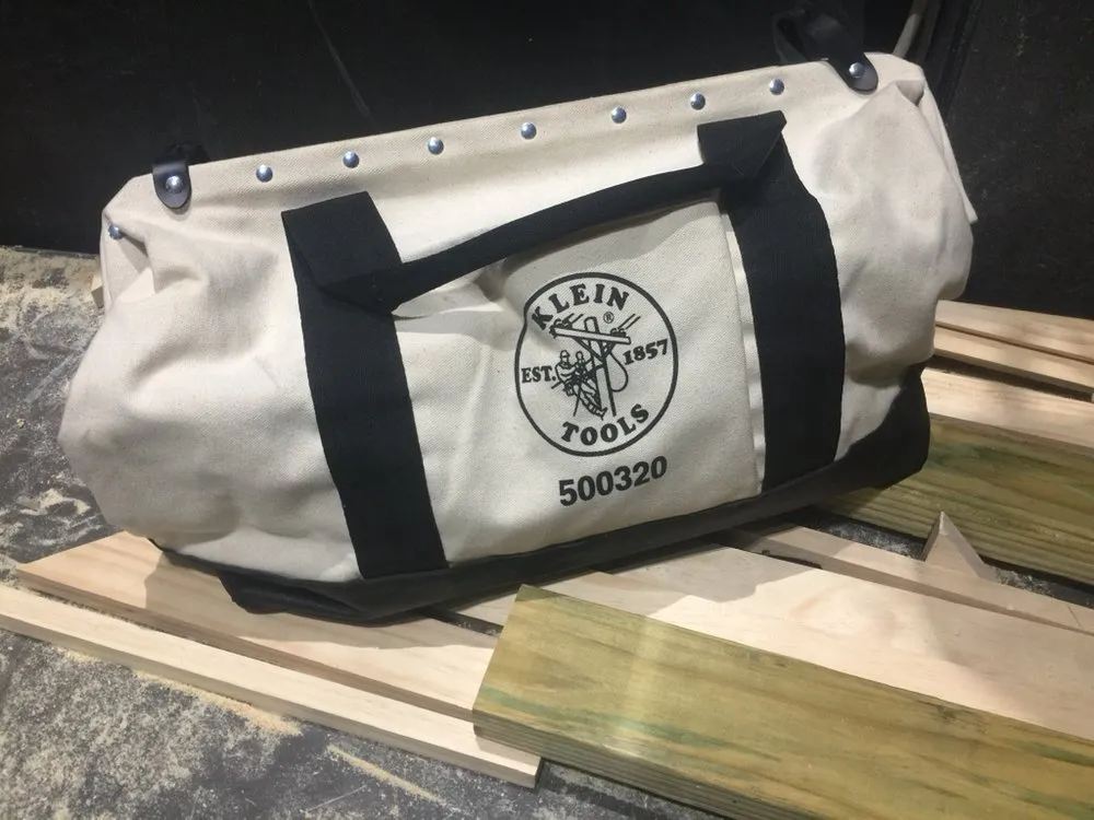 Slide of Select Electrical Services