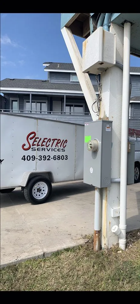 Slide of Selectric Services