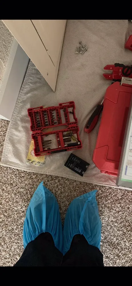 Affordable electrical service for homes in lighting installation,  by 