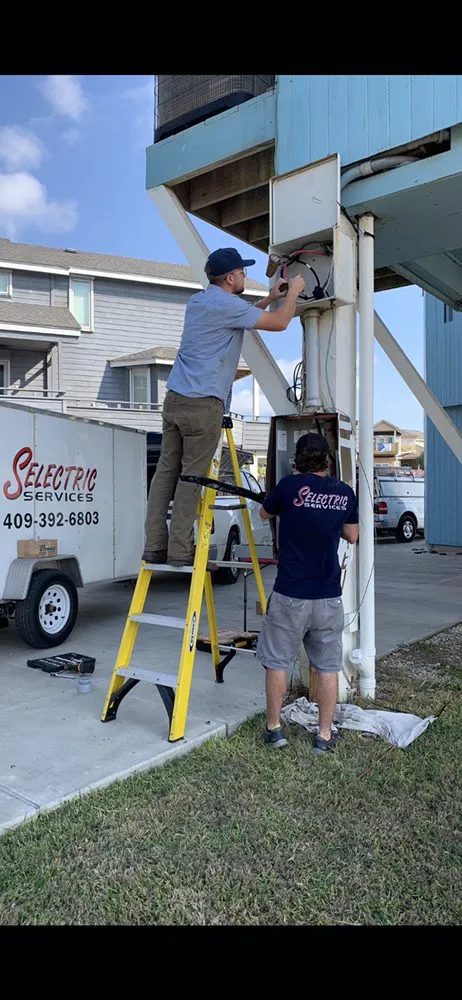 Slide of Selectric Services