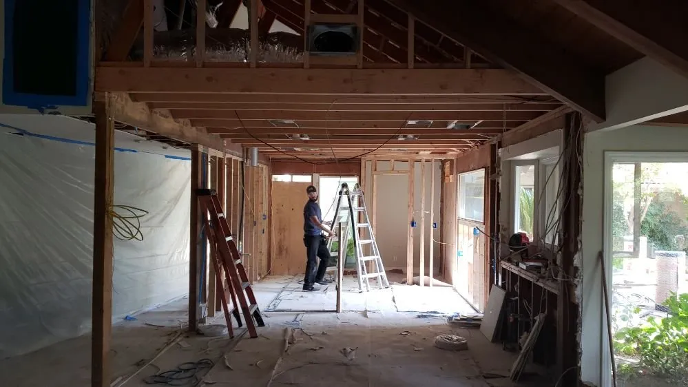 Slide of Selsor Electric