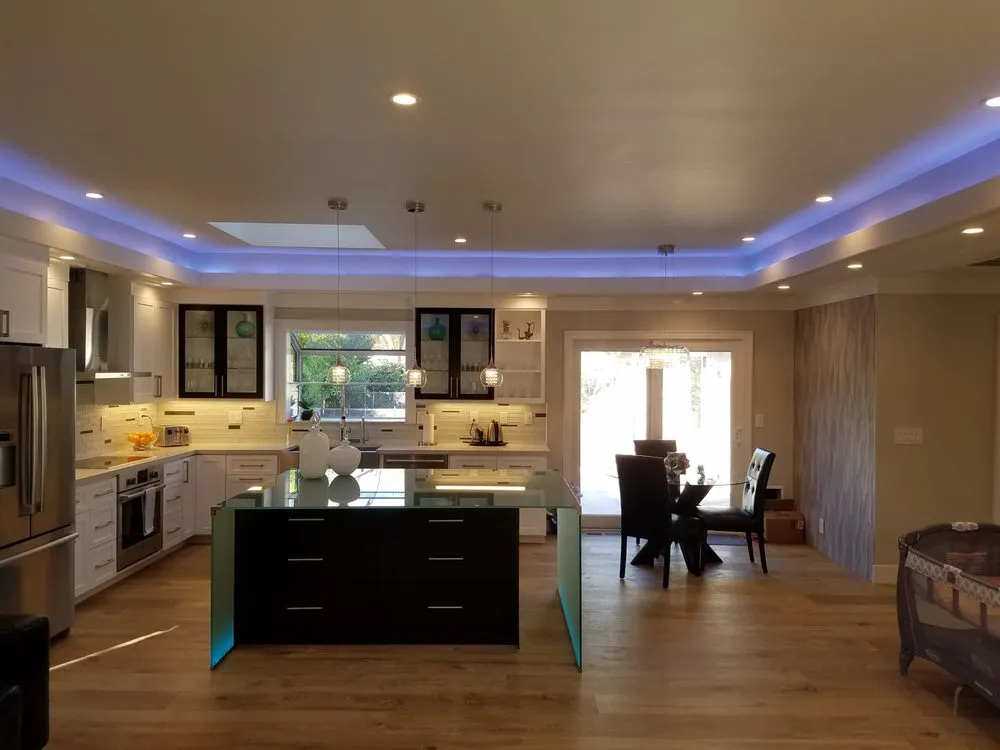 Slide of Sepanta Electric