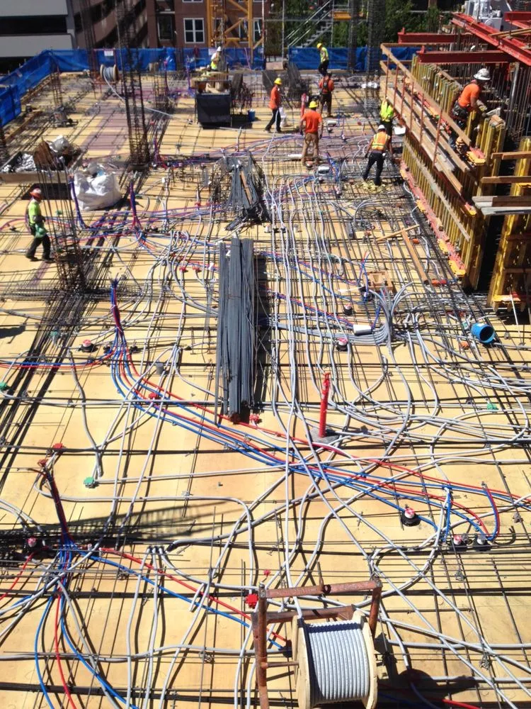 Emergency circuit breaker repair in ,  by Sequoyah Electric