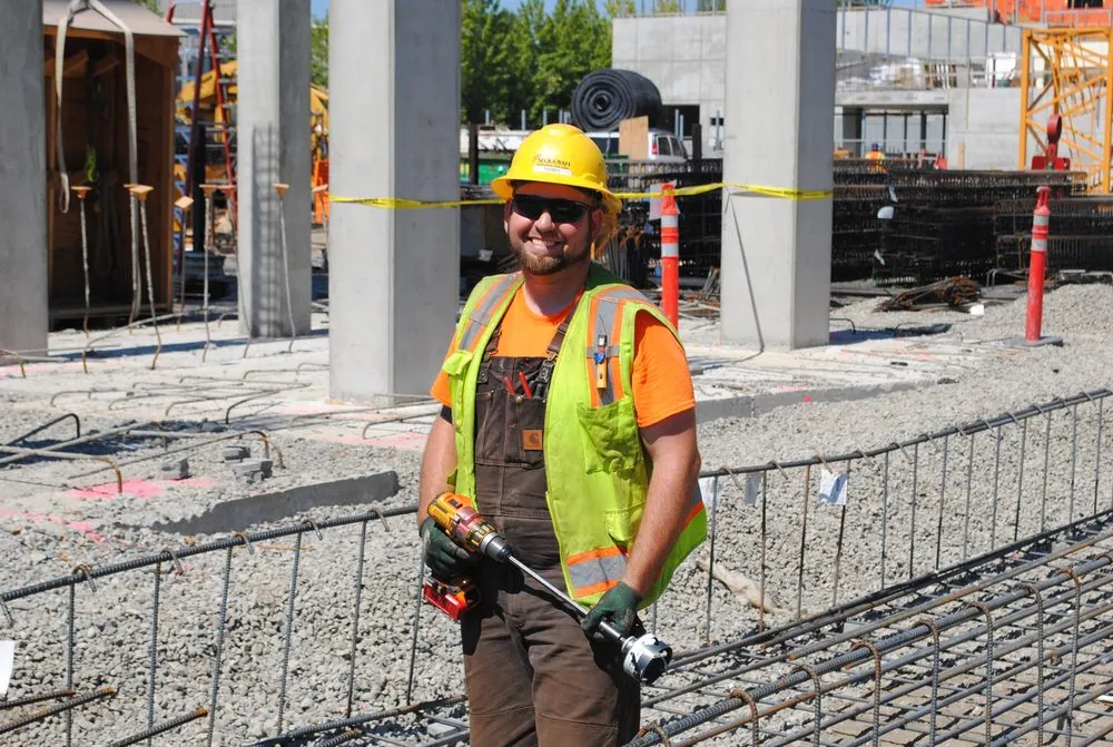 Trusted outlet and switch repair in ,  by Sequoyah Electric