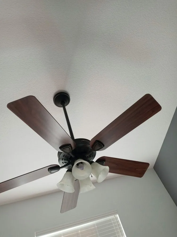 Slide of Sercerval Electric