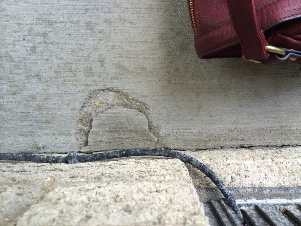 Slide of Serelli Construction