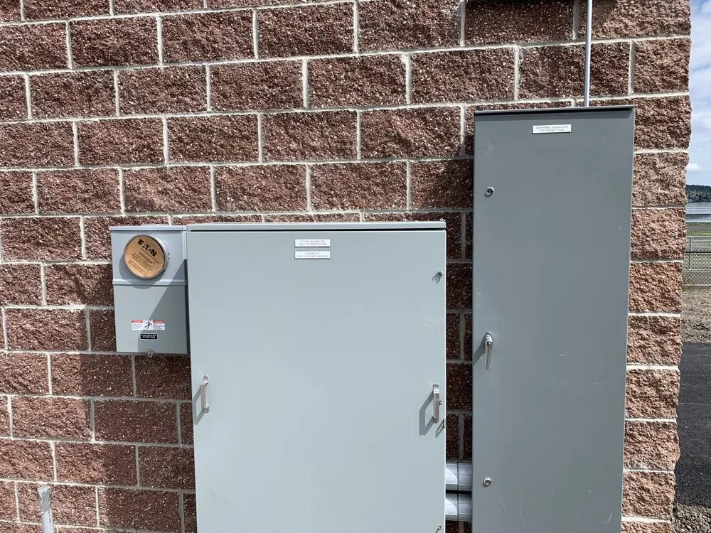 Slide of Serge Electric