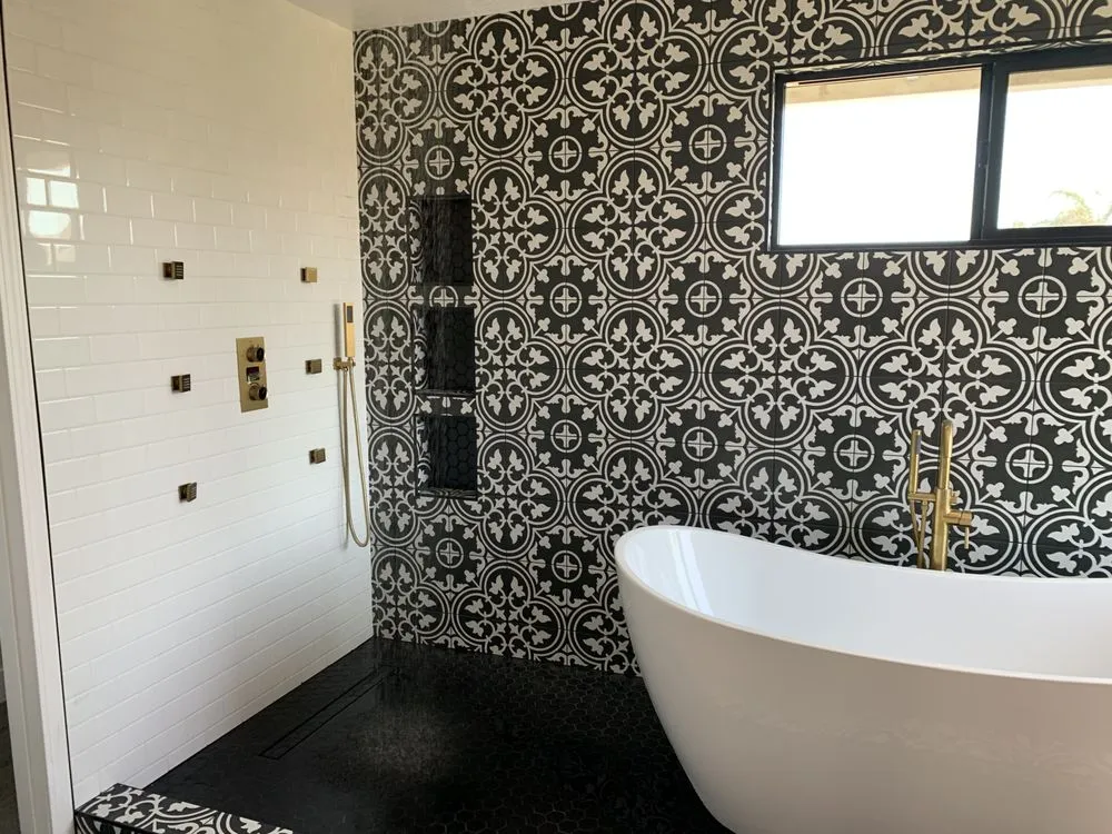 Slide of Sergio’s Roadrunner Handyman