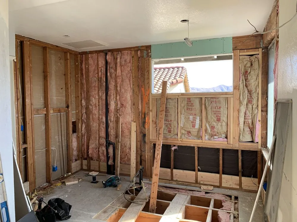 Slide of Sergio’s Roadrunner Handyman