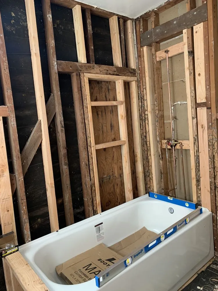 Slide of Sergio’s Roadrunner Handyman