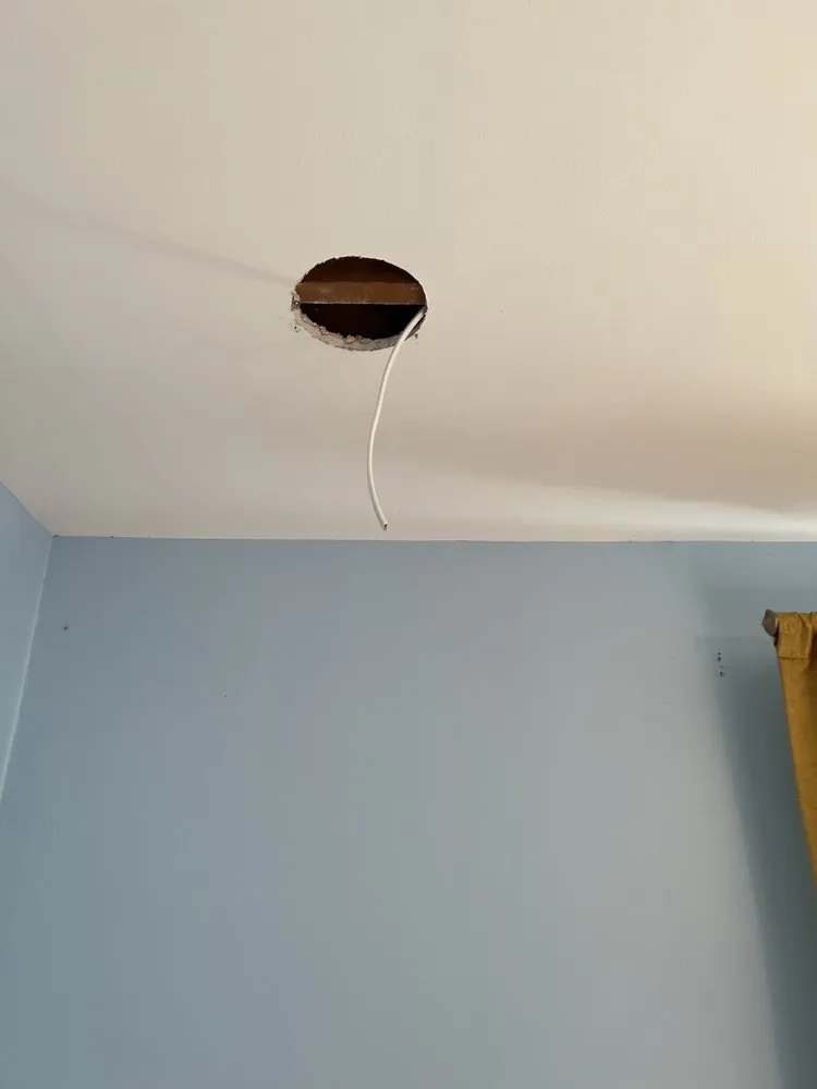 Slide of Seruka Electric