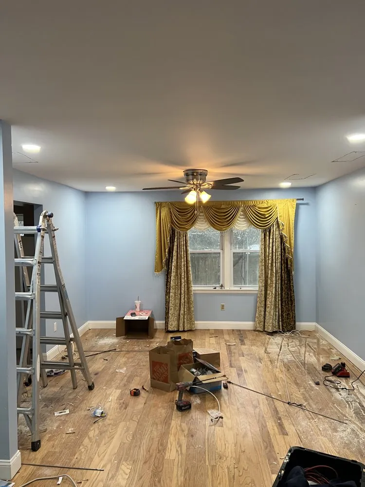 Slide of Seruka Electric